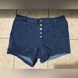 Women’s jeans short -size 18W